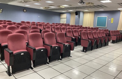 【校本部】 親仁樓 B314階梯教室